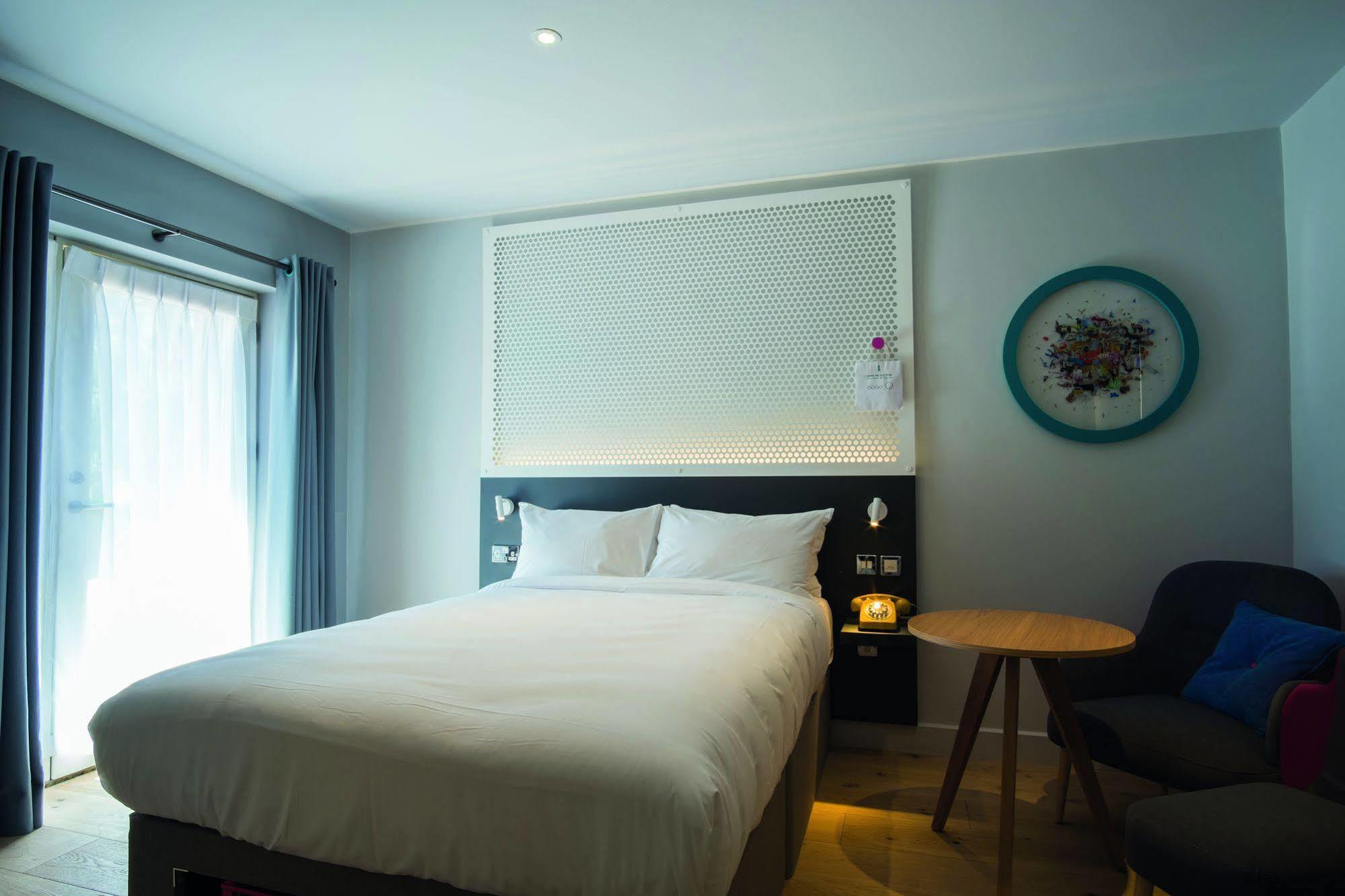 Lodge At Solent Fareham Bagian luar foto