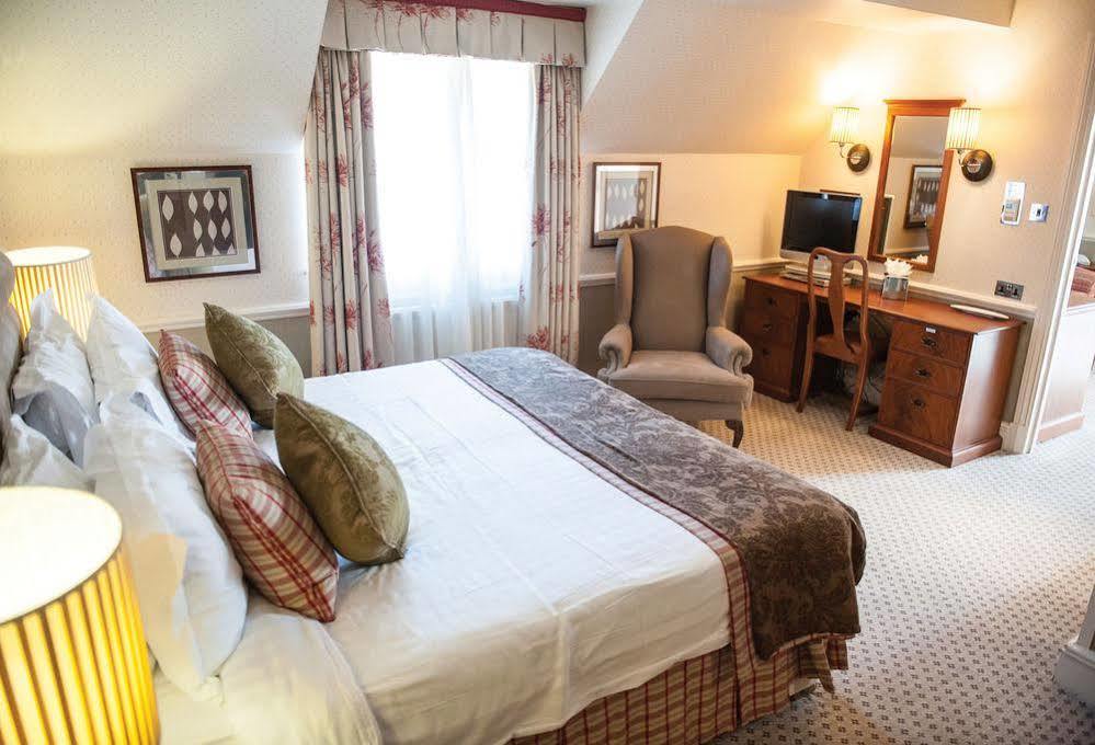 Lodge At Solent Fareham Bagian luar foto