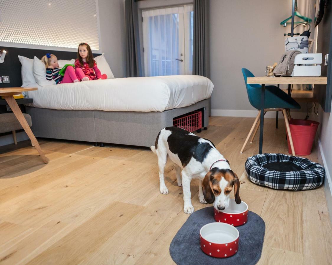 Lodge At Solent Fareham Bagian luar foto